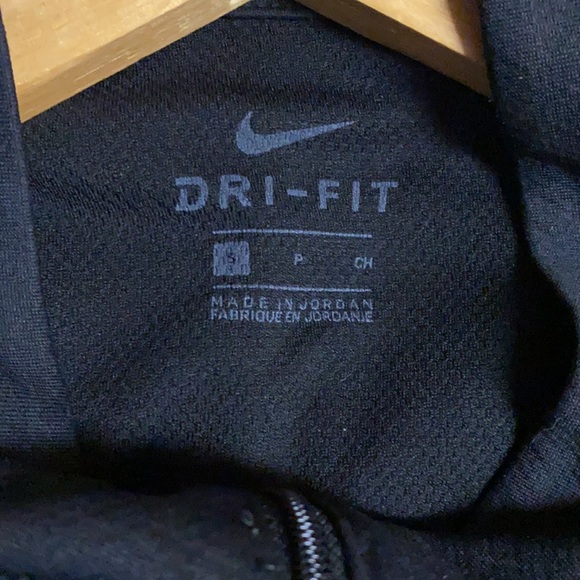 Nike dri fit - Picture 2 of 3